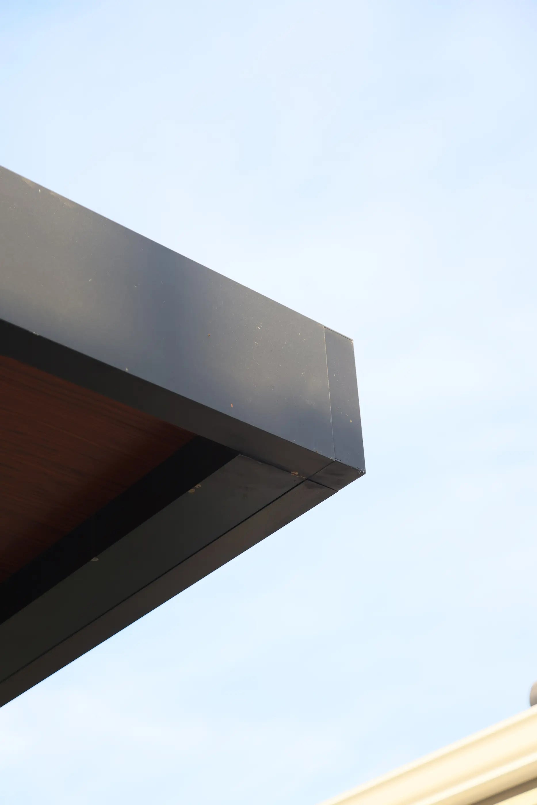 Package Support for an aluminum patio system