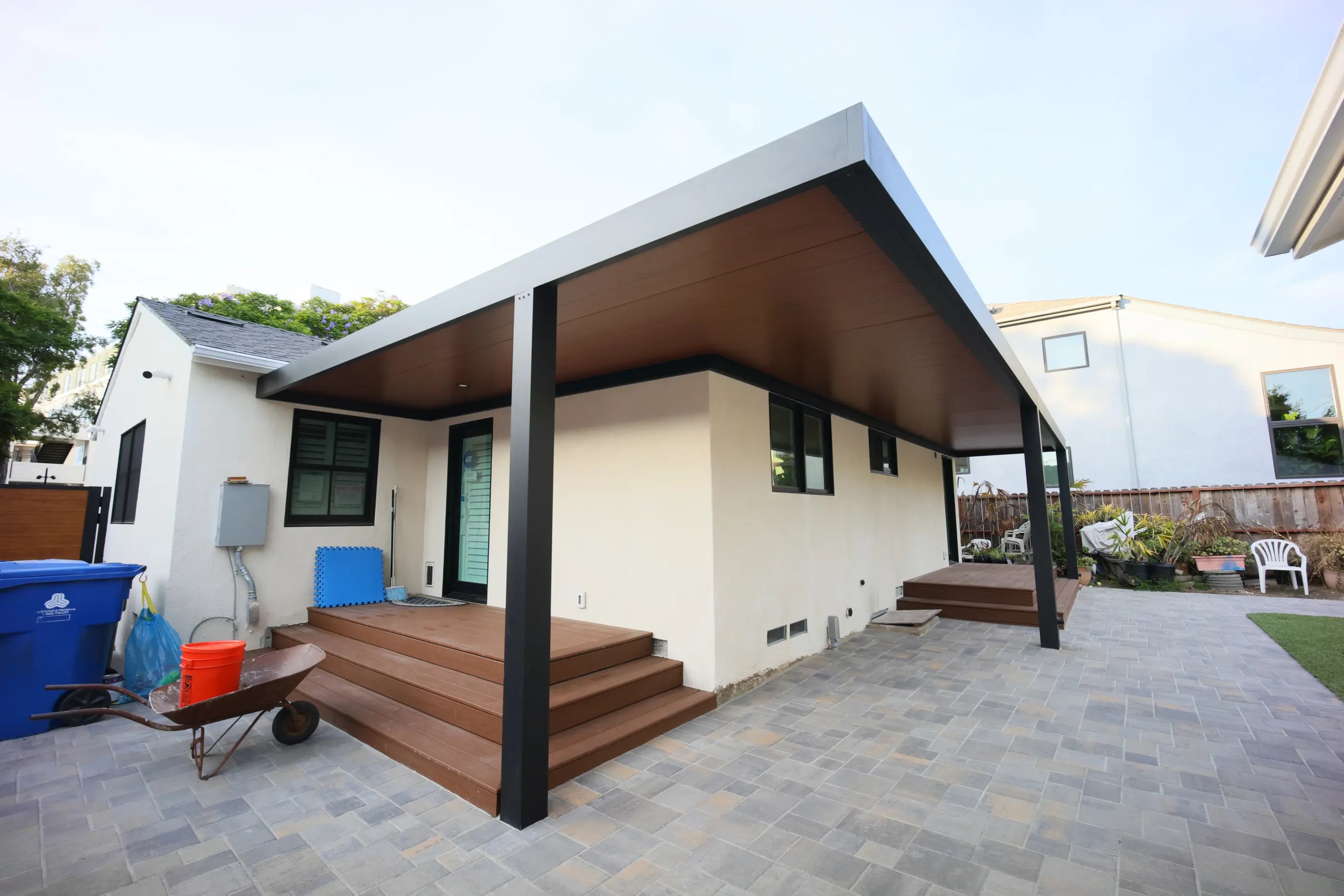 Roof Configuration for an aluminum patio system